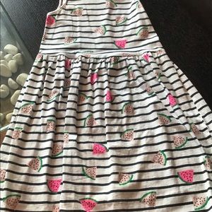 Girls dress.